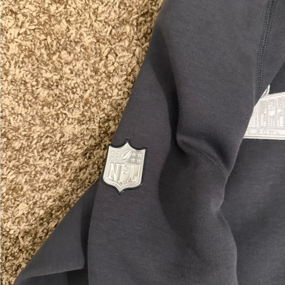NFL Black Zip Up Sweater - Picture 5 of 6